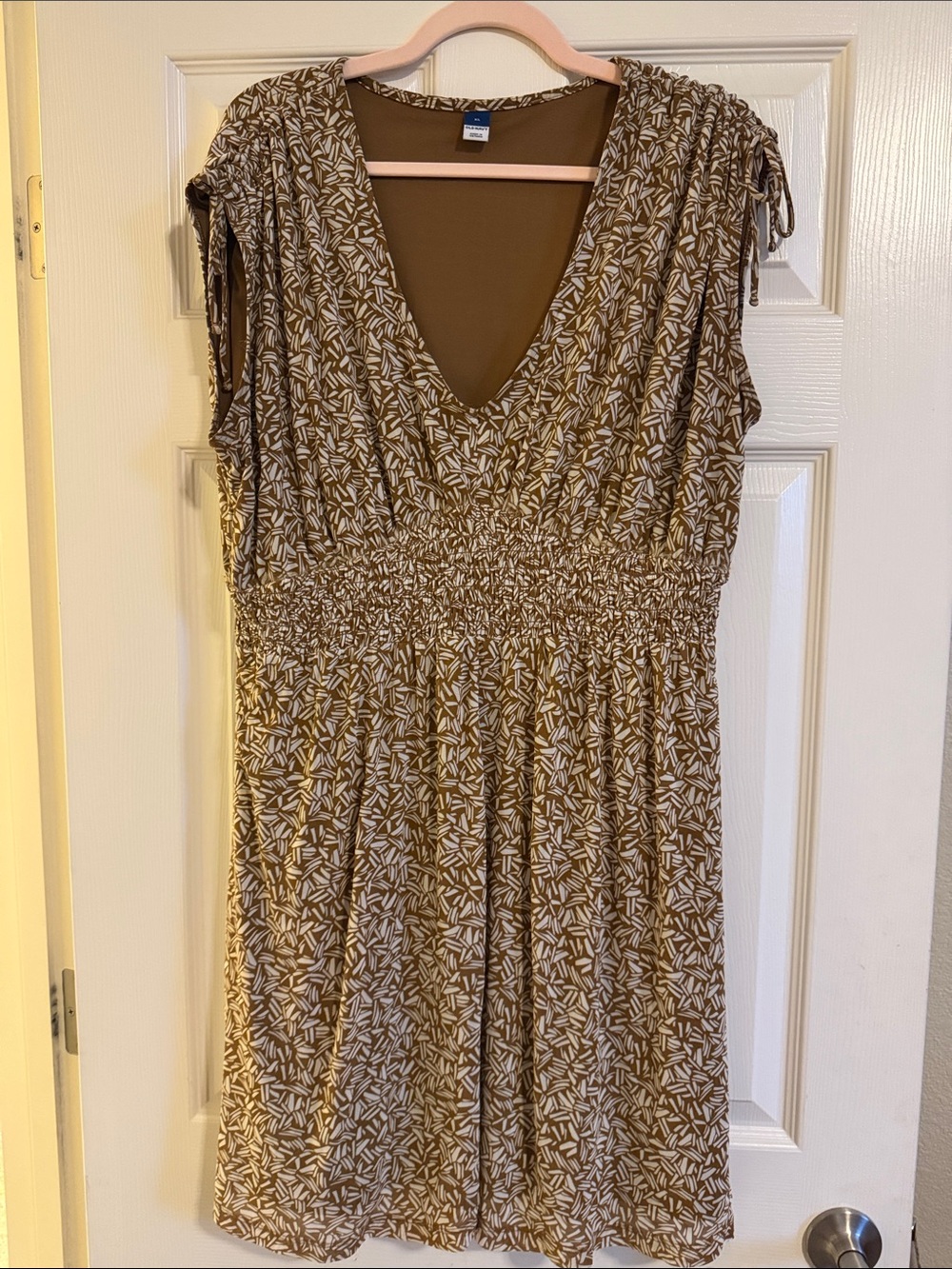 Old Navy Brown and White Leaf-Print V-Neck Dress